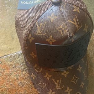Louis Vuitton hat